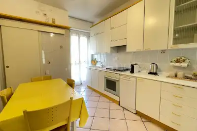 Casa in vendita, Via Egadi, Milano