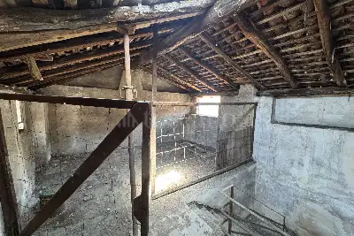 Rustico in vendita, Via Tramaglino, Lecco