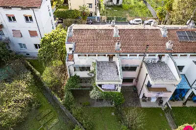 Villino a Schiera in vendita, Via Giacinto Gallina, Pordenone