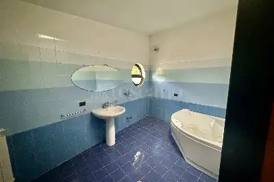 Villino a Schiera in vendita, Via Vitagliano Rosetti Residence S. Agostino, Caserta