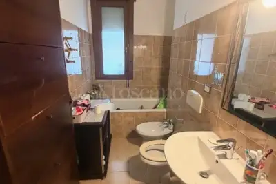 Casa in vendita, Via Varrone, Pomezia