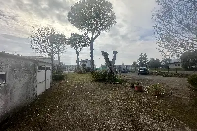 Casa Indipendente in vendita, Via Appia Lato Napoli, Formia