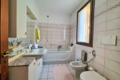 Casa in vendita, Via G. Rossini, Concesio