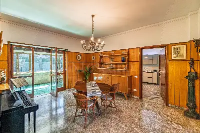 Villa Bifamiliare in vendita, Viale dell'Esperanto, Roma