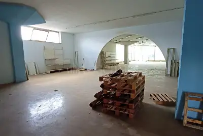 Negozio in vendita, Via XX Settembre, Avezzano