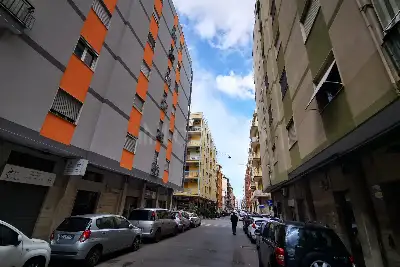 Negozio in vendita, Via Monfalcone 69, Bari