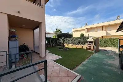 Villa Plurifamiliare in vendita, va Venezia, Sabaudia