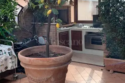 Attico in vendita, via tito livio, Pomezia