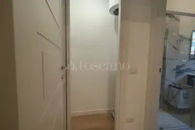 Casa in vendita, Via Venosa, Milano