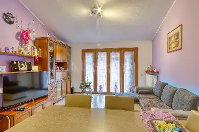 Casa in vendita, Vicolo Canicci, Marchirolo