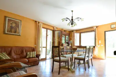 Villa in vendita, Loc. La Casa, Vernio