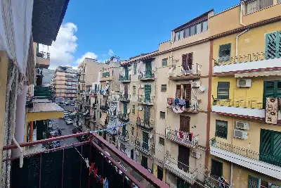 Casa in vendita, via Tommaso Calojra, Palermo