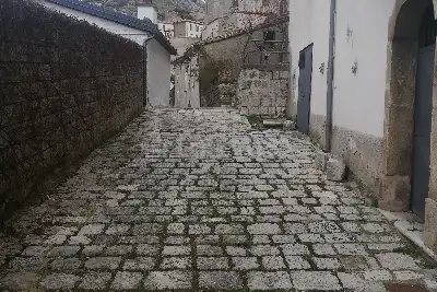 Casa in vendita, Vico I Manzoni, San Fele