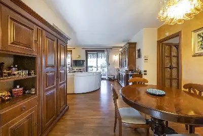 Casa in vendita, Via Adelaide Coari, Milano