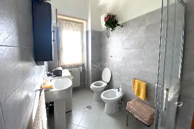 Casa in vendita, Via Enrico Bondi, Roma