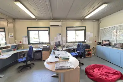 Attività Commerciale in vendita, Via per Cascina Amata, Mariano Comense