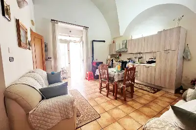Casa in vendita, Via Basilicata, Cerignola