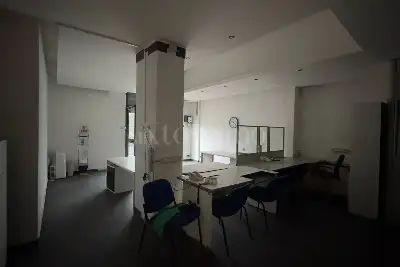 Negozio in vendita, San Giovanni La Punta Via Trappeto, San Giovanni la Punta