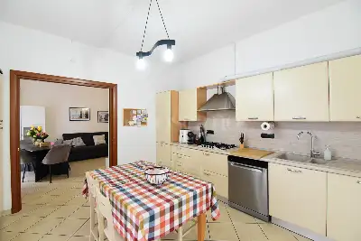 Casa in vendita, Via al Monte, Cantù