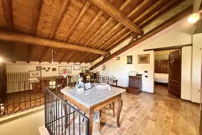 Villa in vendita, Strada San Pietro, Monzambano