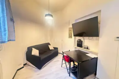 Casa in vendita, Via Irnerio, Bologna