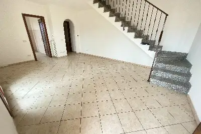 Villa Plurifamiliare in vendita, Via Glasgow, Ladispoli