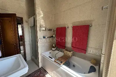 Casa in vendita, Via Della Grada, Bologna