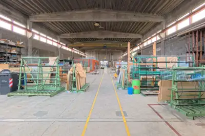 Capannone in vendita, Via Provinciale, Mesenzana