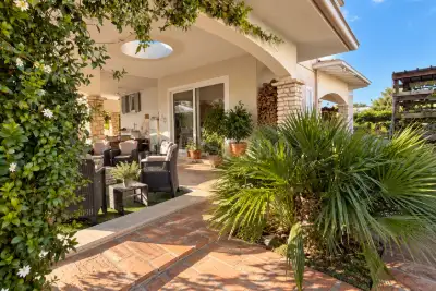 Villa in vendita, Via Bottego, Sirmione