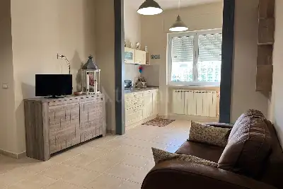 Casa Indipendente in vendita, Via Carife , Roma