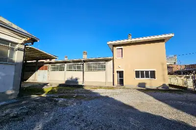 Capannone in vendita, Via Siracusa, Cantù