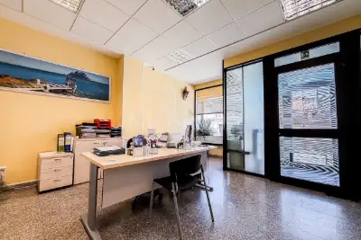 Negozio in vendita, Via Roma, Olbia