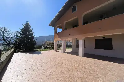 Villa in vendita, Via del Colle, Sant'Eusanio Forconese