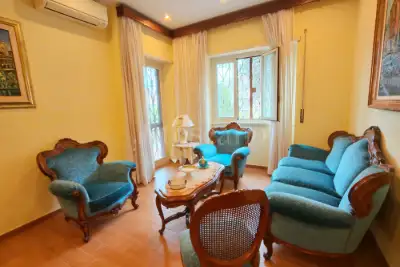 Casa in vendita, Via Francesco Roncati, Roma