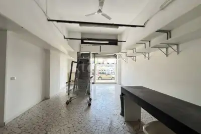 Negozio in vendita, Largo Brasilia, Milano