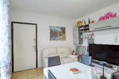 Casa in vendita, Via Marconi, Lavena Ponte Tresa