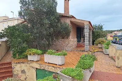 Casa Indipendente in vendita, Via Cala Chiesa, La Maddalena