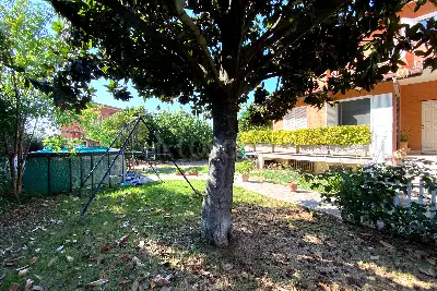 Villa Bifamiliare in vendita, Via Civate, Roma