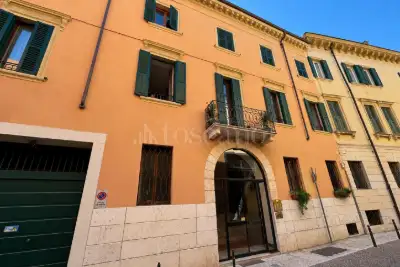 Casa in vendita, Via Fratta, Verona