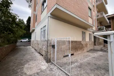 Casa in vendita, Via Lucio Cassio, Roma