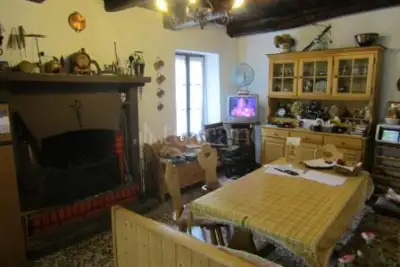 Casa Indipendente in vendita, Via Ramazzini, Brusimpiano