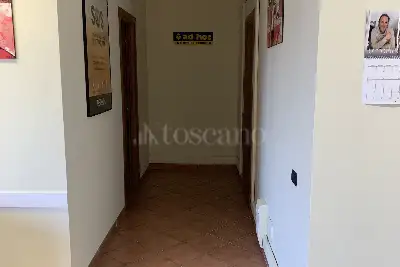 Casa in vendita, Via dei Castelli Romani, Pomezia