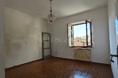 Casa in vendita, Via Martiri di Scalvaia, Siena