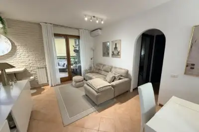 Casa in vendita, Largo palinuro, Pomezia