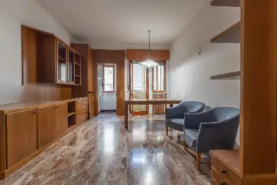 Casa in vendita, Via Sebastiano Veniero, Milano