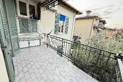 Villa Bifamiliare in vendita, Via Crotte, Brescia