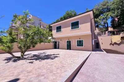 Detached house for sale, Via Gorlago, Roma