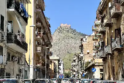 Casa in vendita, Via Aloisio Juvara, Palermo