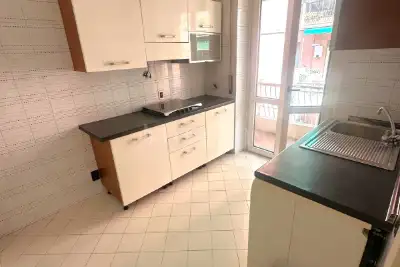 Casa in vendita, Via Angelo Carrara, Genova