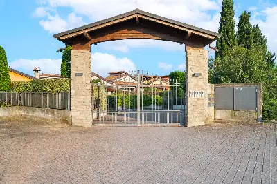 Villa Bifamiliare in vendita, Via Colli Storici, Desenzano del Garda